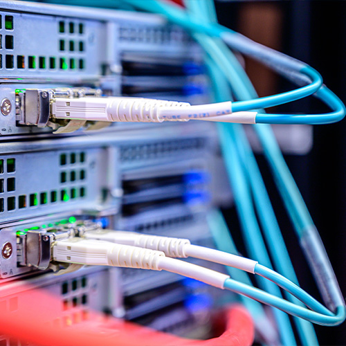 三星貼片電容代理告訴您在車載領域應該注意些什么?